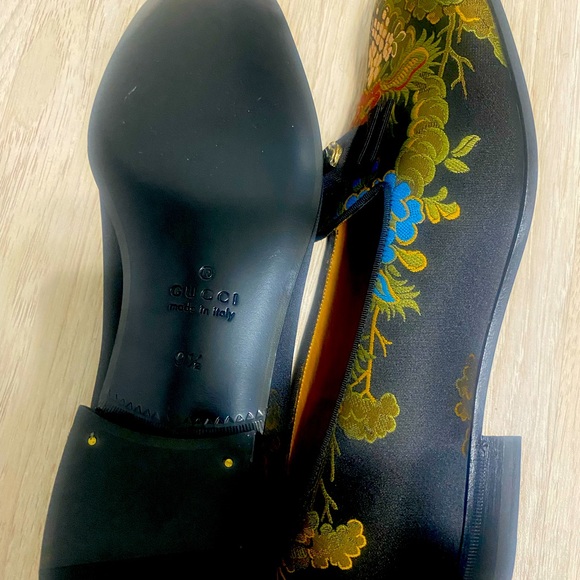 Men’s Gucci dress shoe size 9.5 main image 5